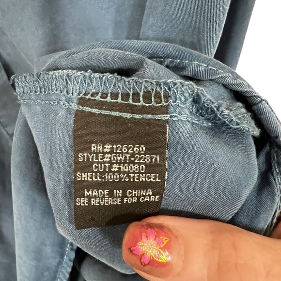 Velvet Heart Blue Chambray Shirt - Picture 3 of 5